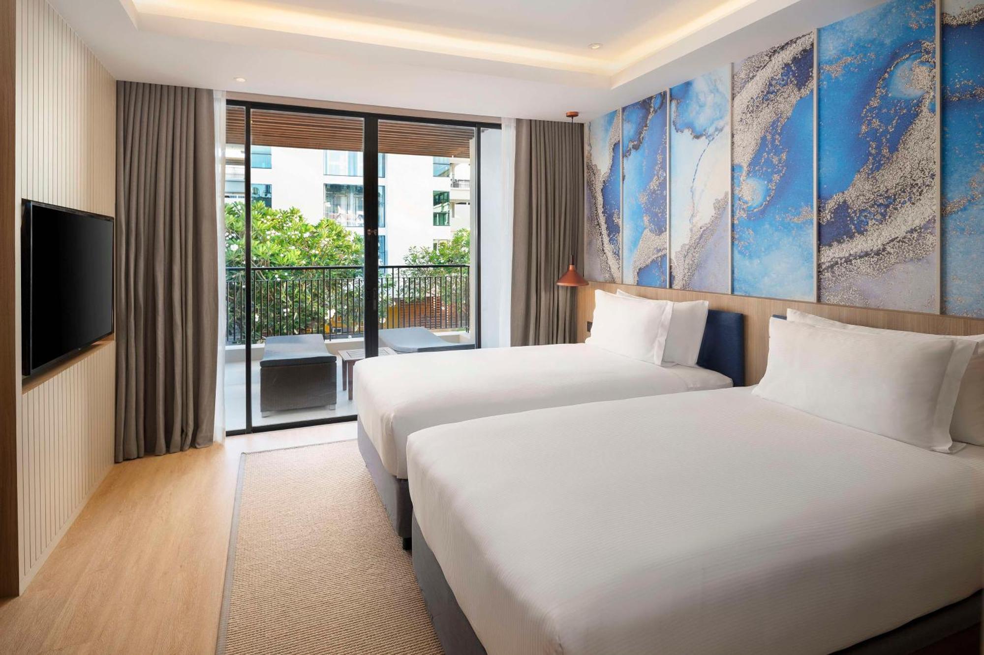 Doubletree By Hilton Phuket Banthai Resort Patong Exterior photo